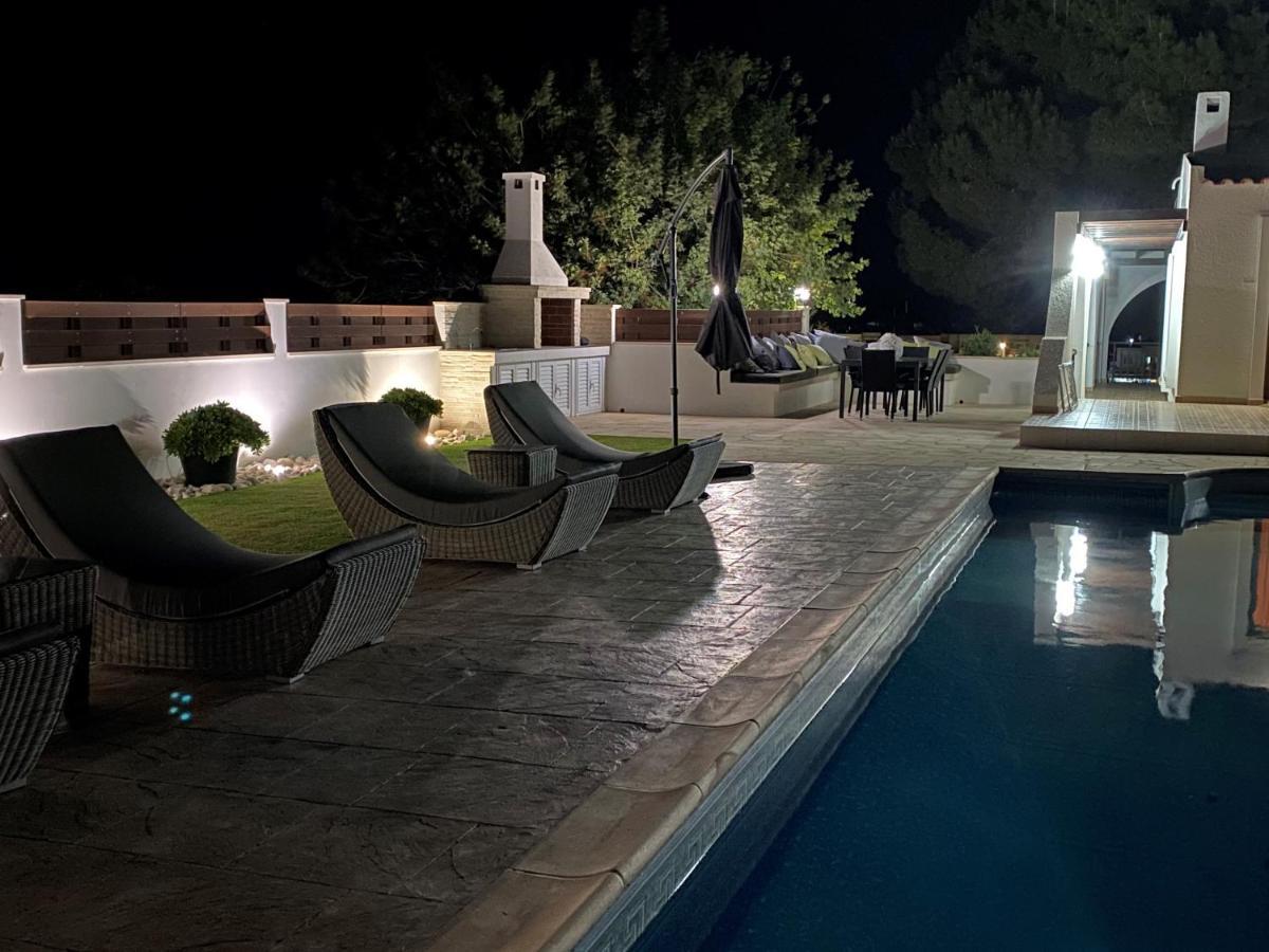 The Belvedere Villa Latchi Exterior foto